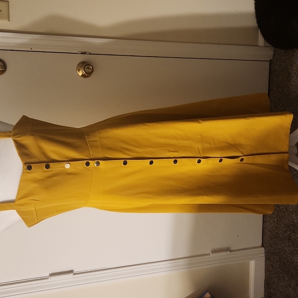 catbibo Dresses & Skirts - Catbibo heavy yellow button up dress size XL